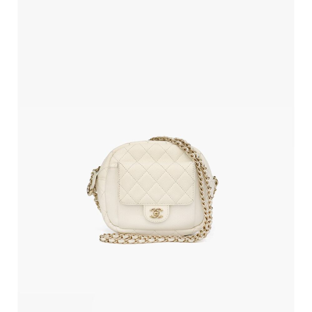 CHANEL White Cosmetic Chain Shoulder Bag A-A23234
